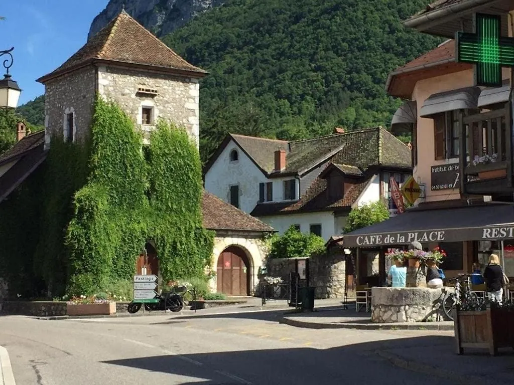 Lac D'Annecy, Entre Lac Et Montagne Menthon-Saint-Bernard Apartament